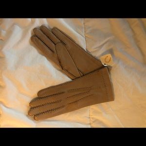 Tan Gloves NWT
